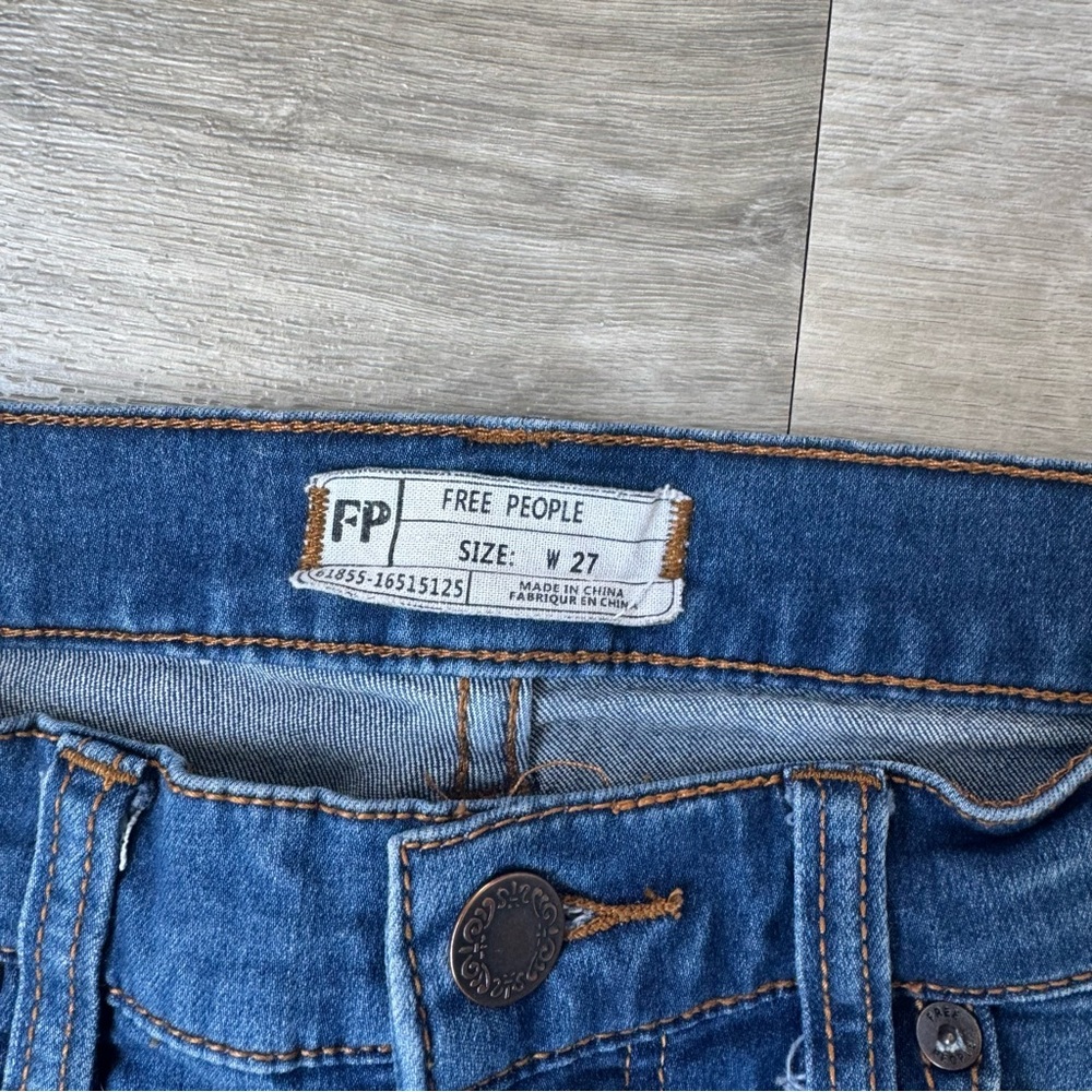 Free people flare jeans - Picture 4 of 5